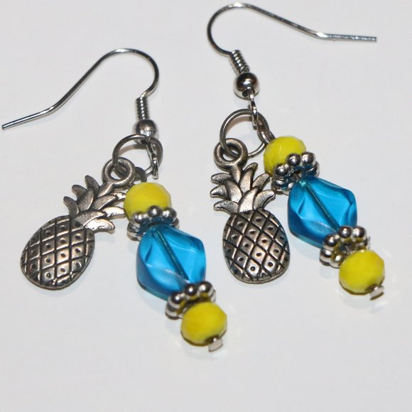 Pineapple Earrings - Picture 1 of 4